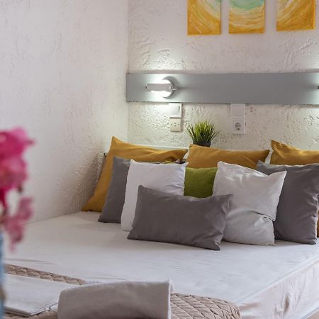 Amazona Aparthotel Agia Pelagia  Exterior foto